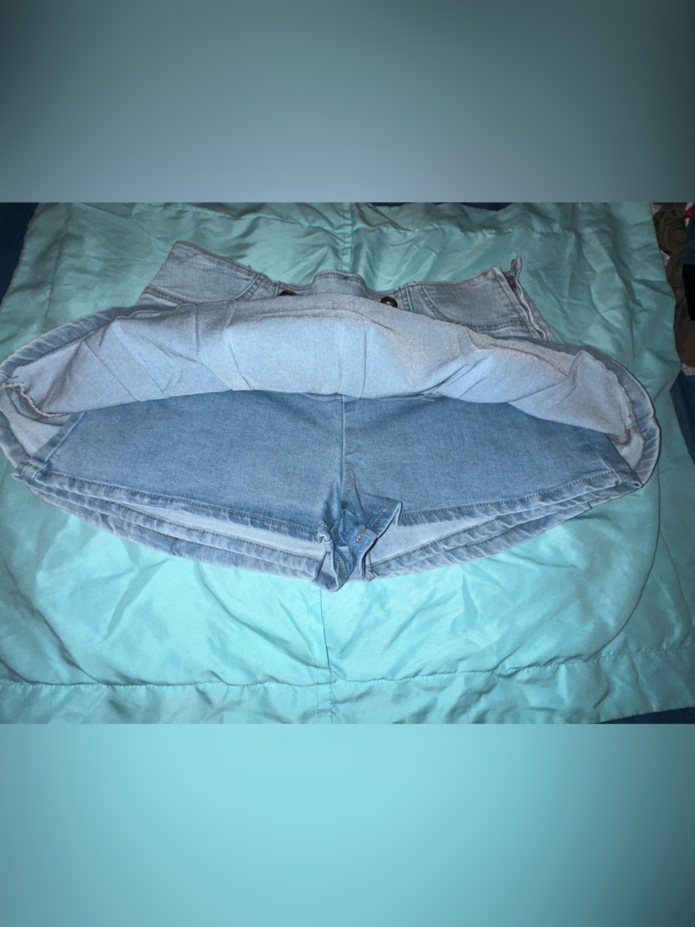 Jean skort - Picture 3 of 3